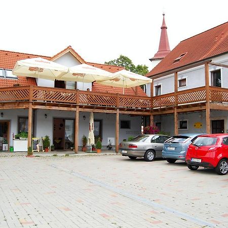 Pension U Dubu Františkovy Lázně 外观 照片