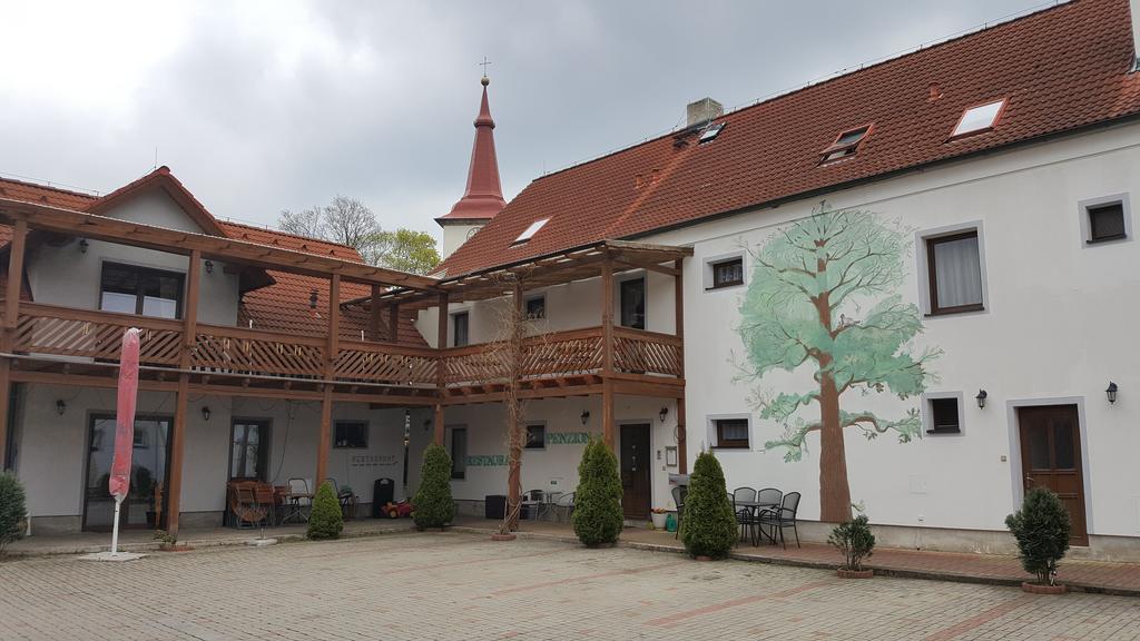 Pension U Dubu Františkovy Lázně 外观 照片